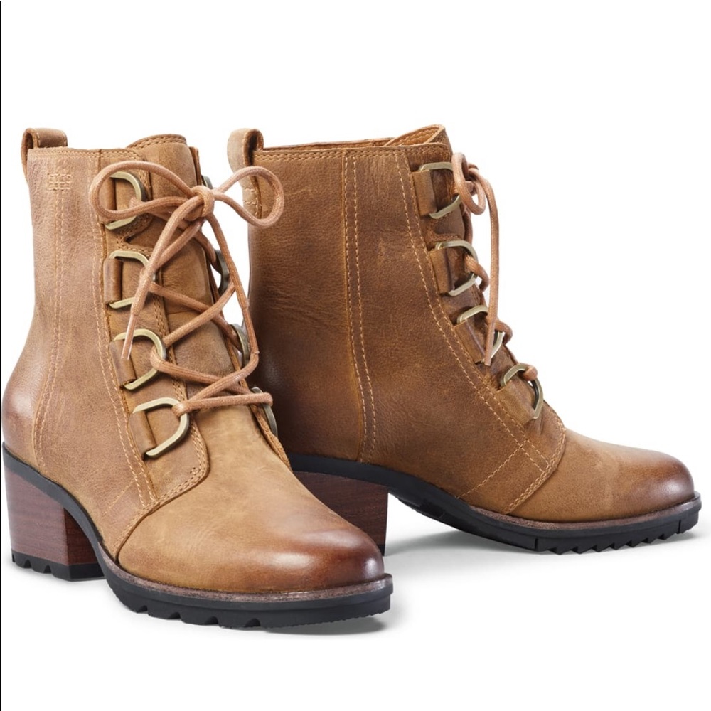 NWT Sorel Cate Waterproof Lace-Up Boot